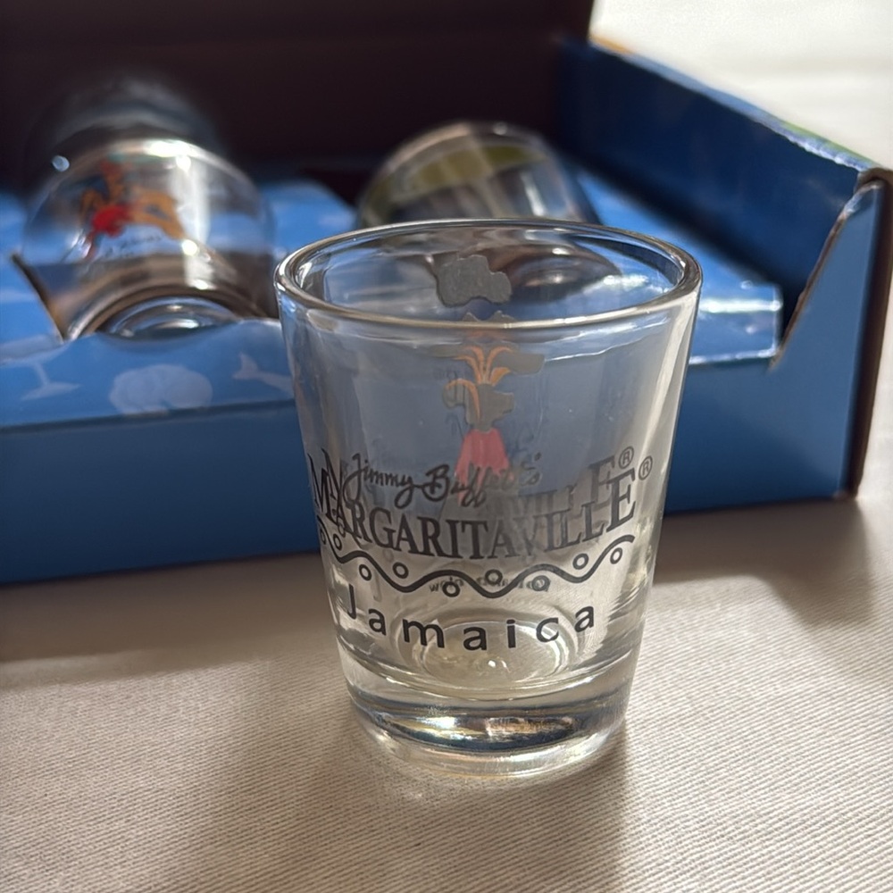 Margaritaville Shot Glass Box Set. Jamaica - Picture 4 of 5